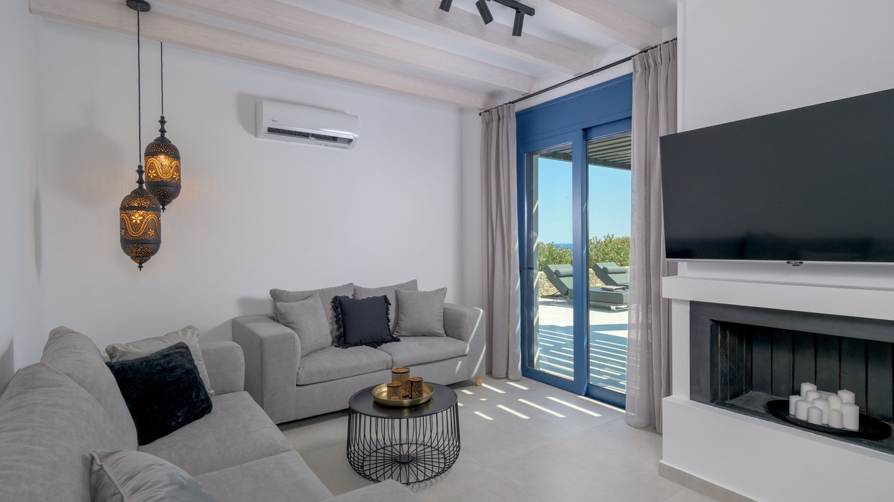 Photo of Livingroom in Lahania