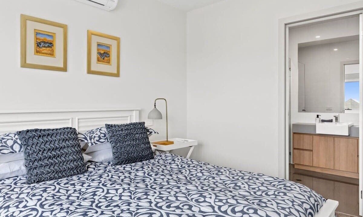 Photo of Bedroom in Ocean Grove