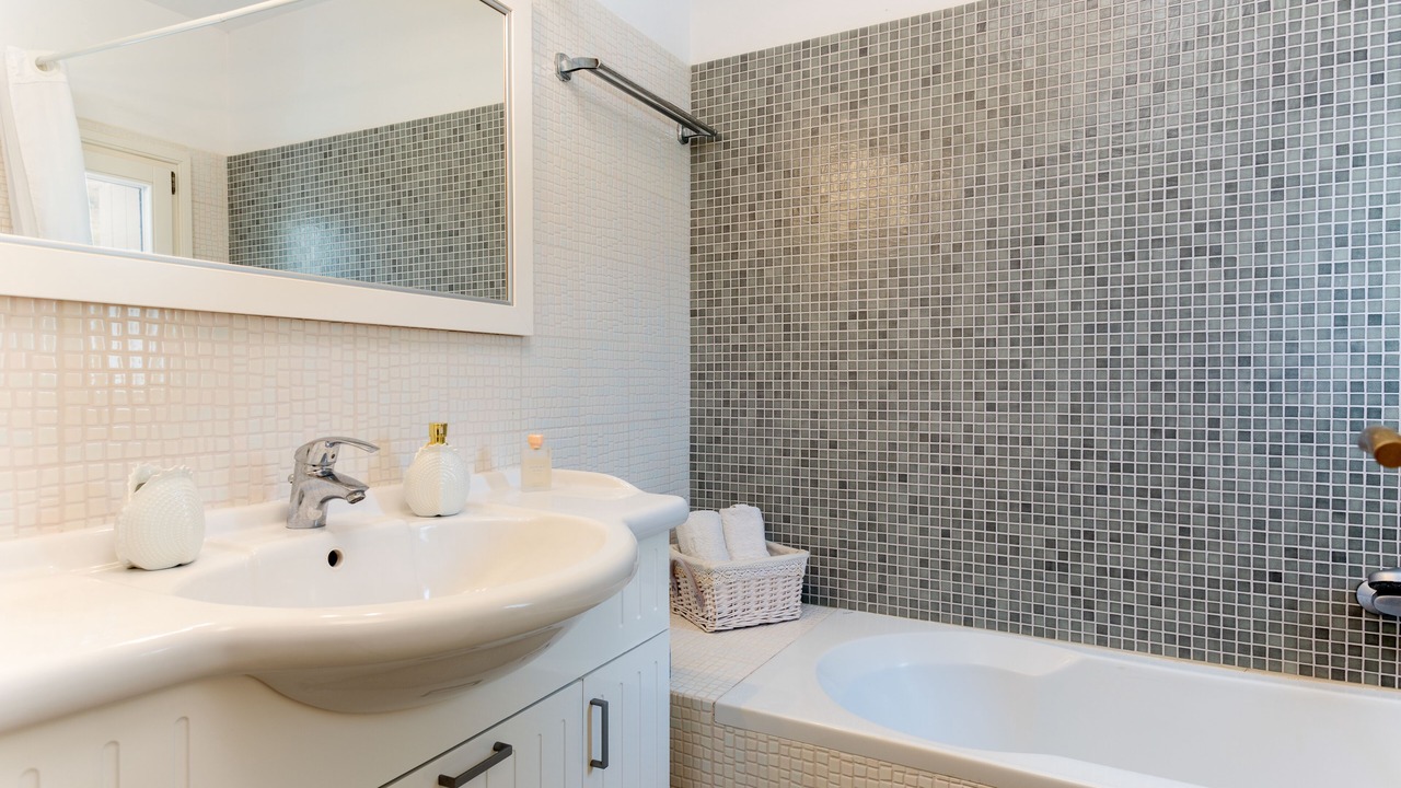 Photo of Bathroom in Paros
