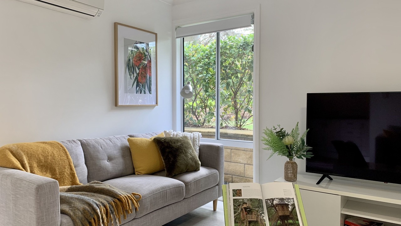 Photo of Livingroom in Windsor Gardens
