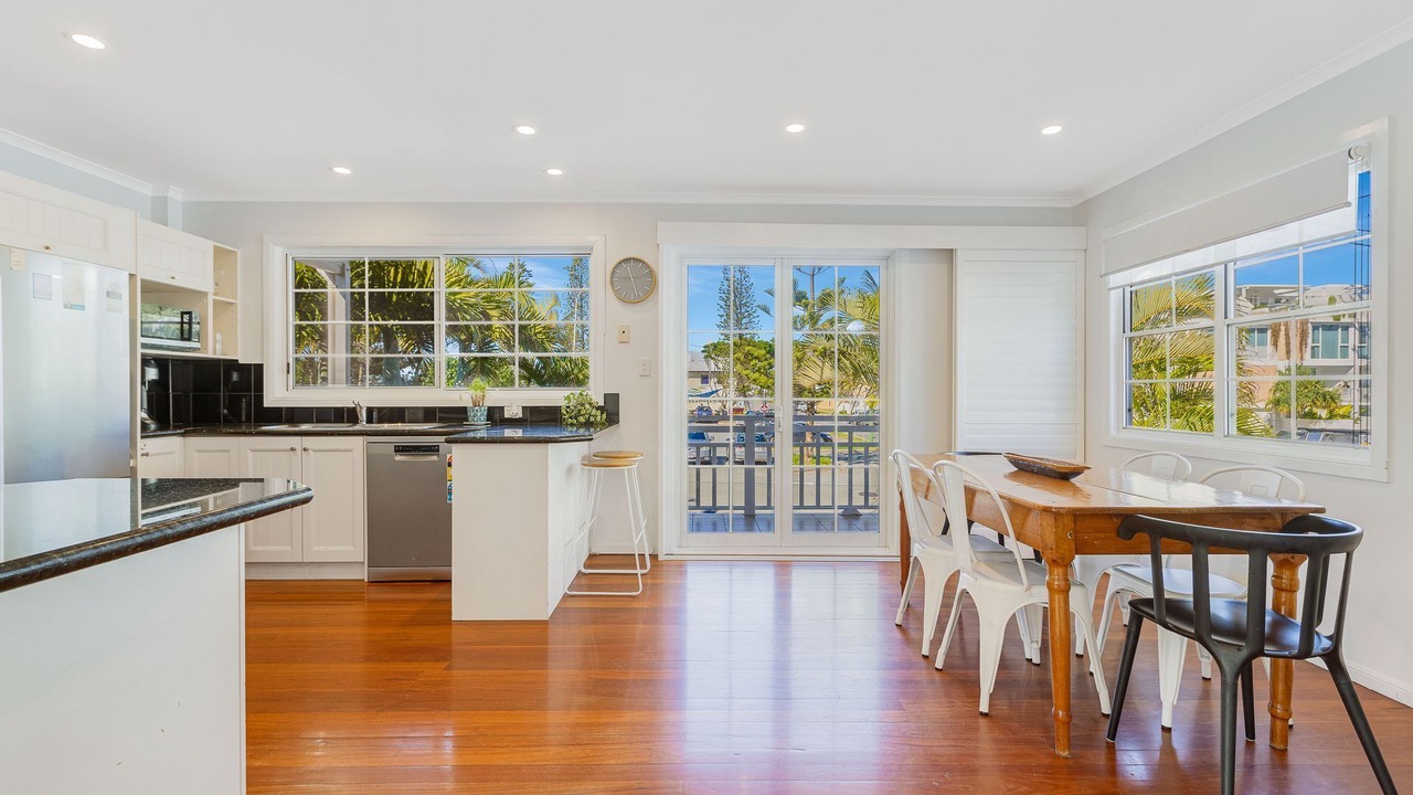 Photo of Others in Tugun