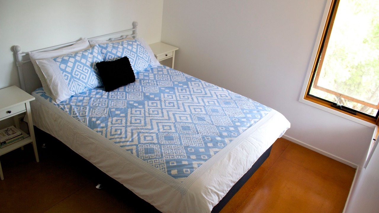 Photo of Bedroom in Kennett River