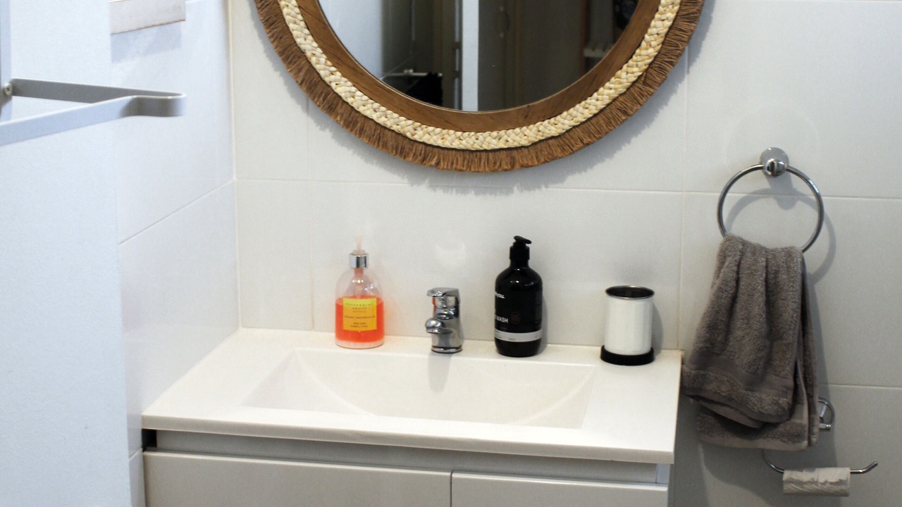 Photo of Bathroom in Kingscote