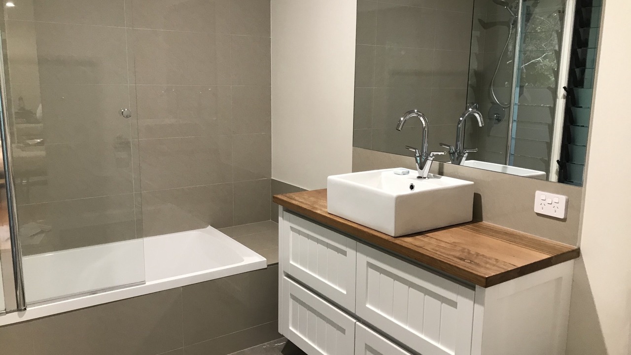 Photo of Bathroom in Wooloweyah