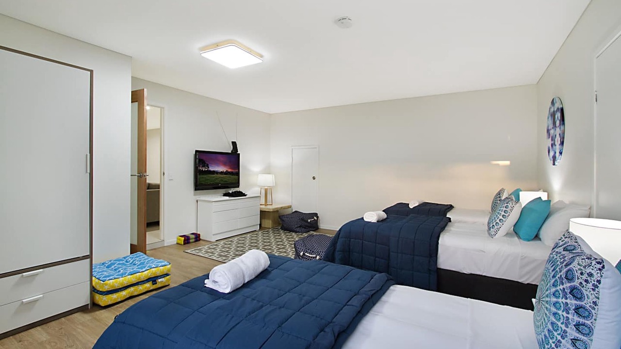 Photo of Bedroom in Broadbeach Waters