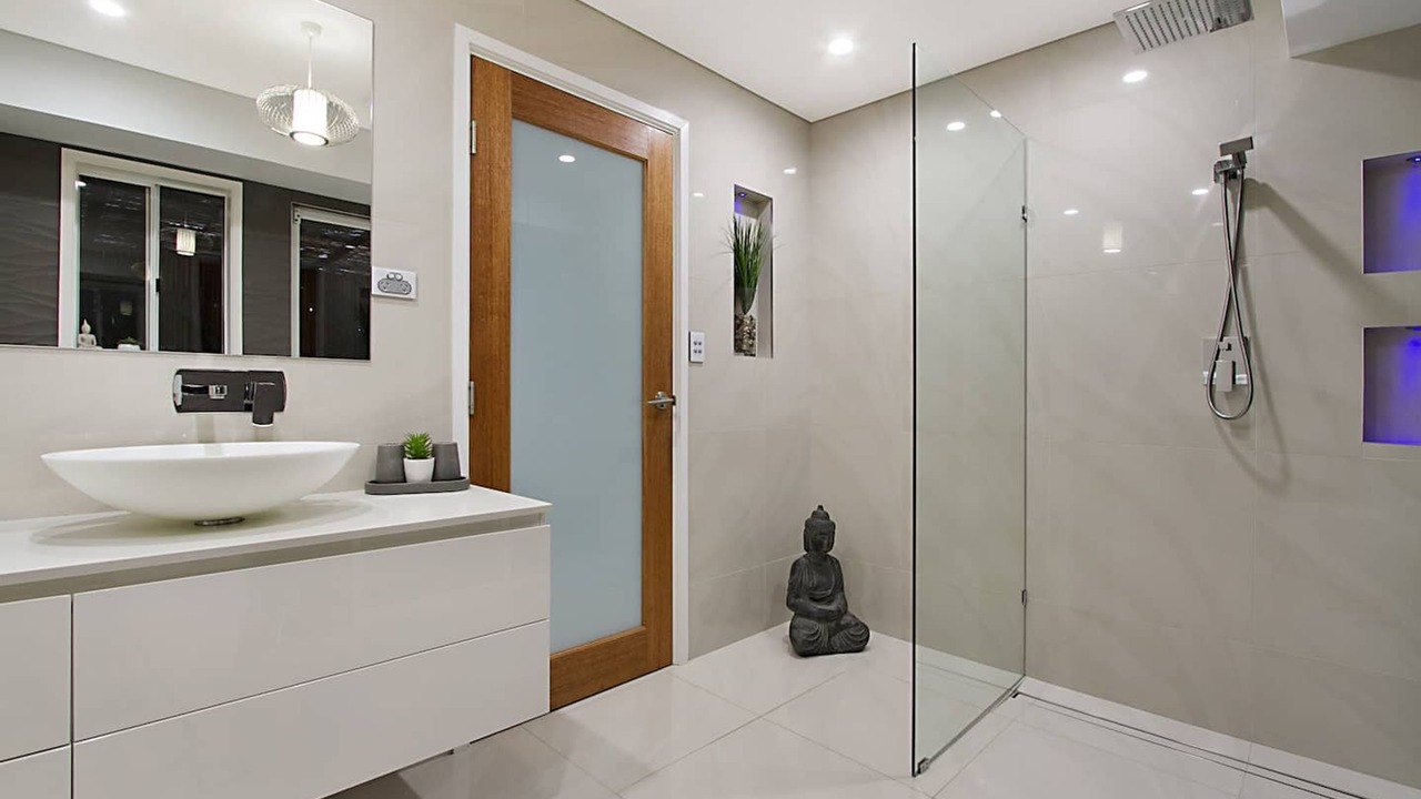 Photo of Bathroom in Broadbeach Waters