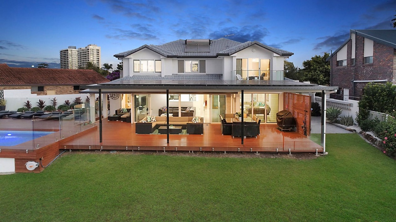 Photo of Outdoor in Broadbeach Waters