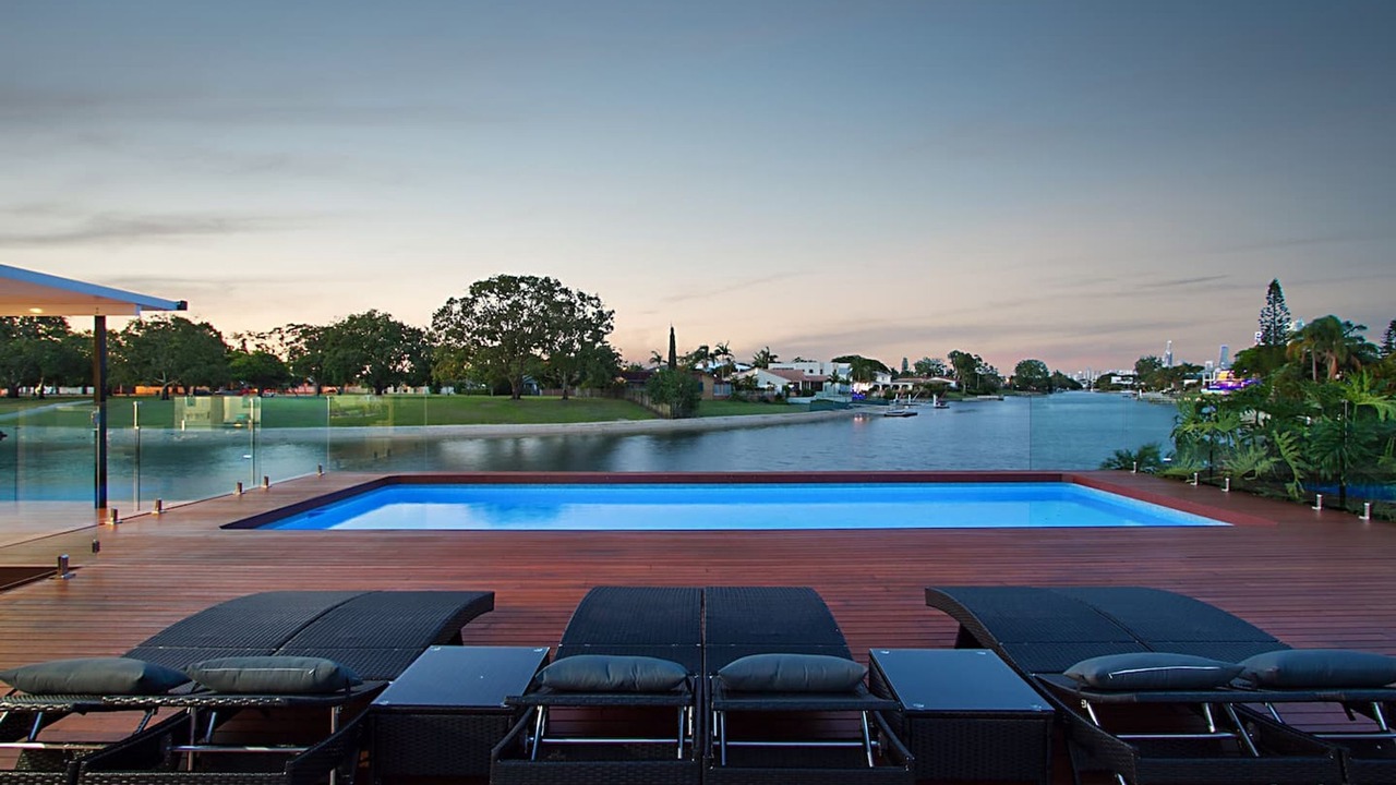Photo of Outdoor in Broadbeach Waters