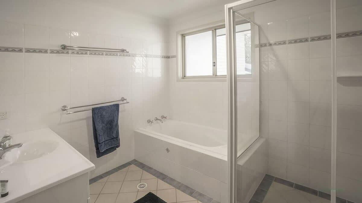 Photo of Bathroom in Conjola Park