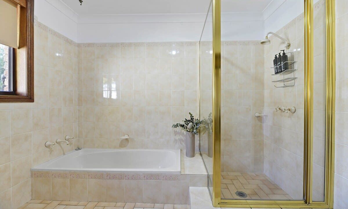 Photo of Bathroom in Calare