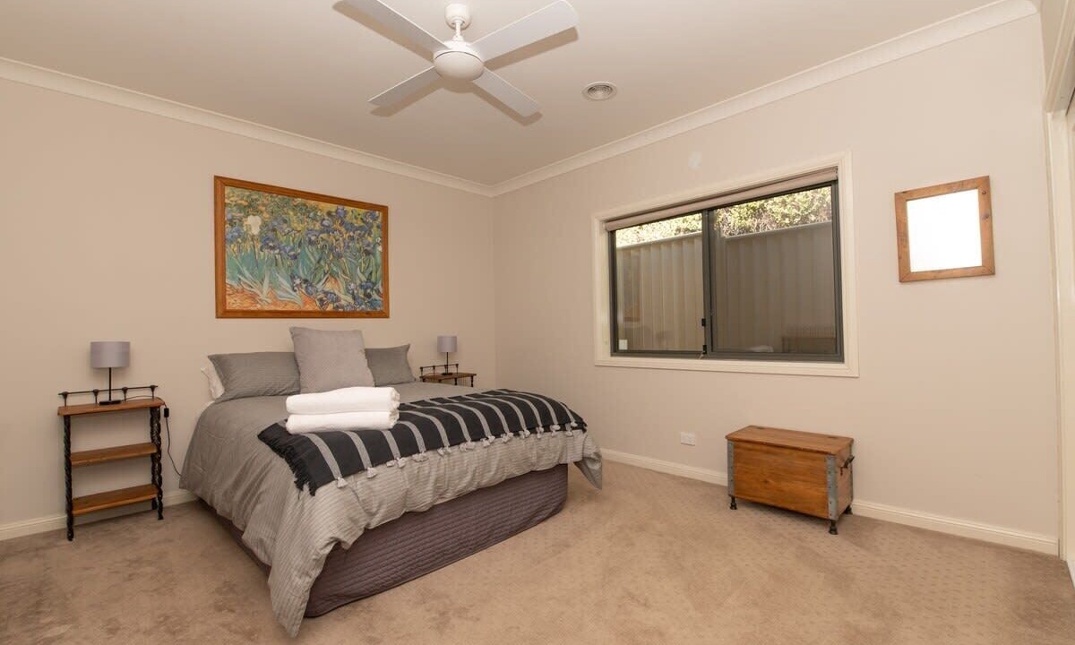 Photo of Bedroom in Orange