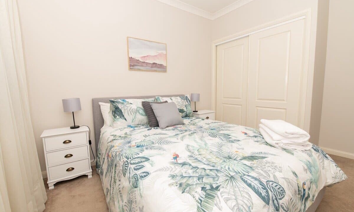 Photo of Bedroom in Orange