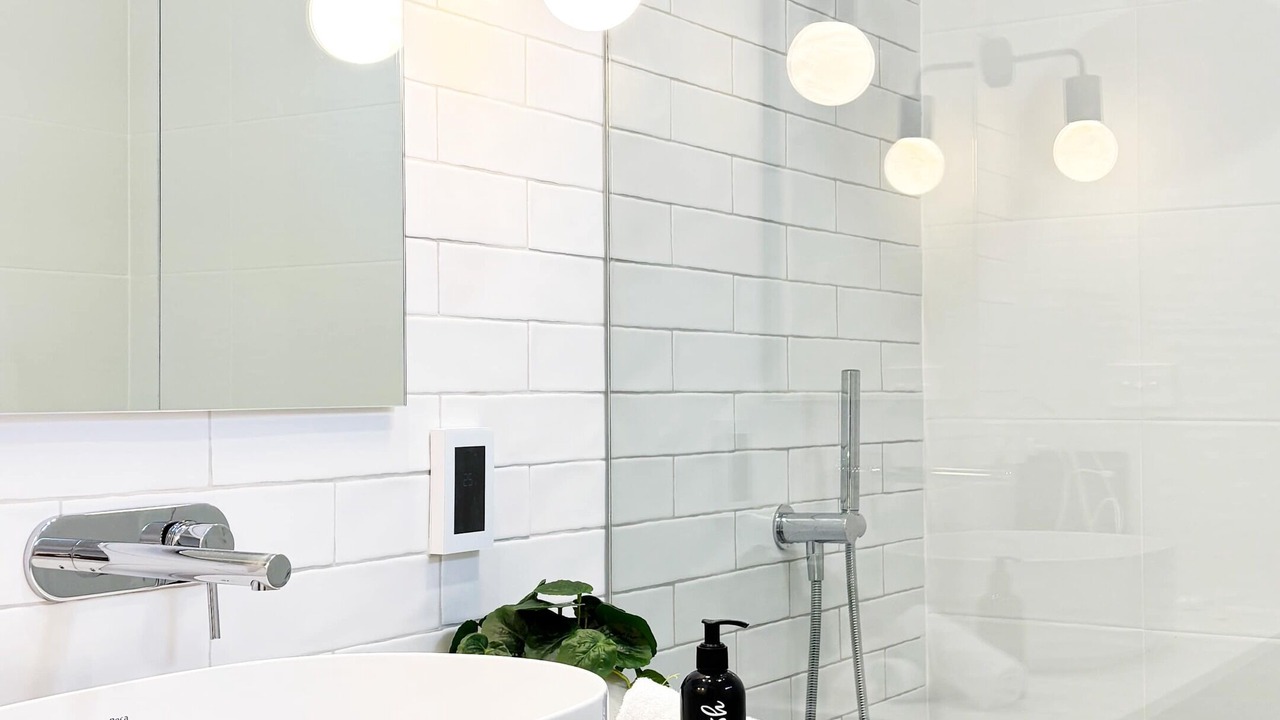 Photo of Bathroom in Orange