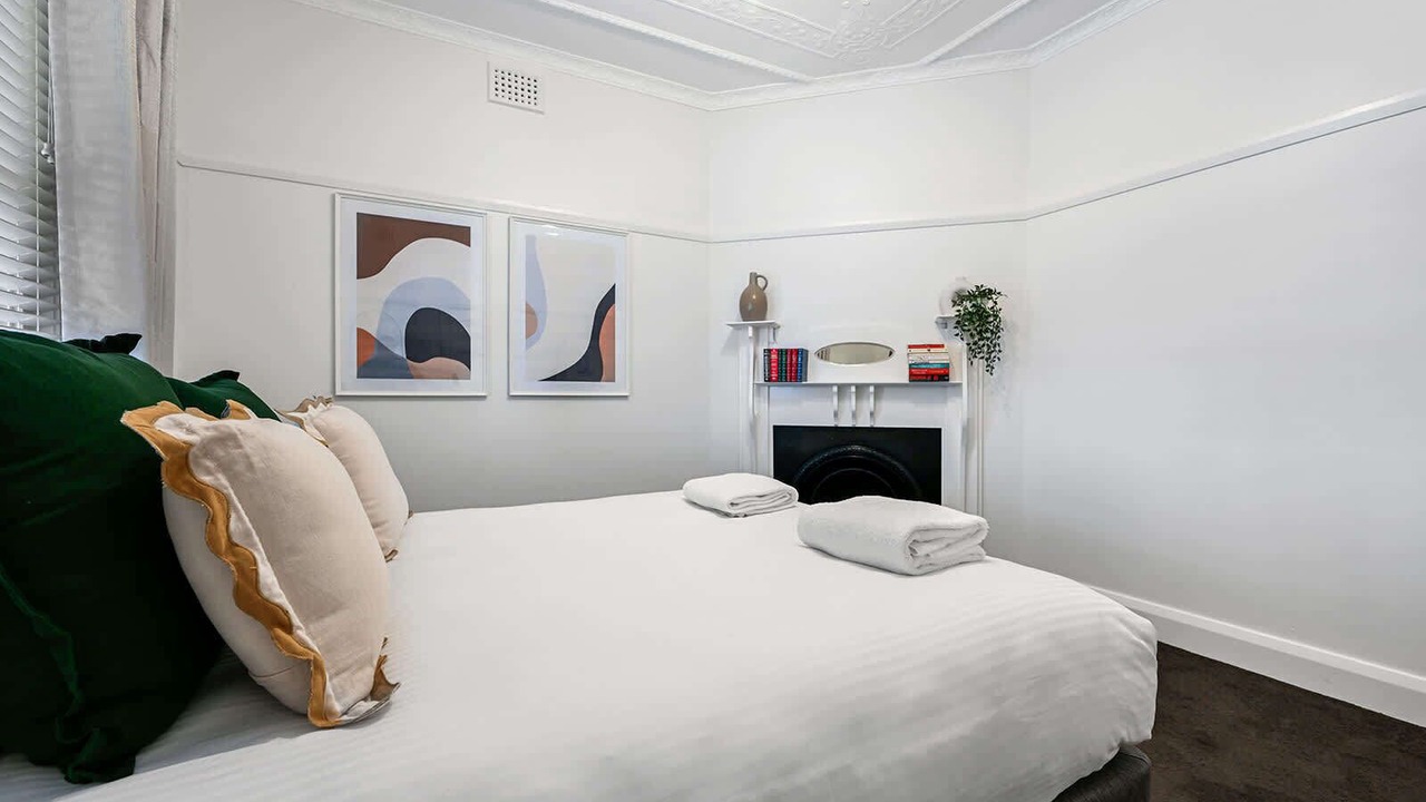 Photo of Bedroom in Orange