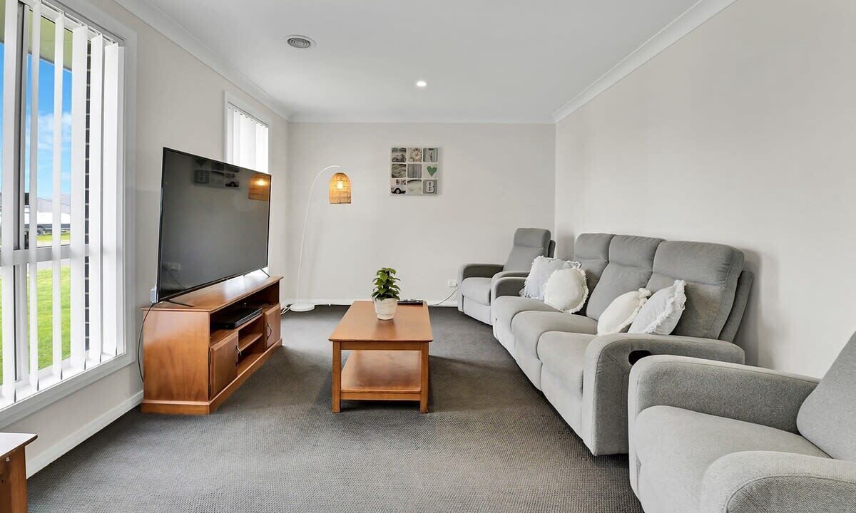 Photo of Livingroom in Orange