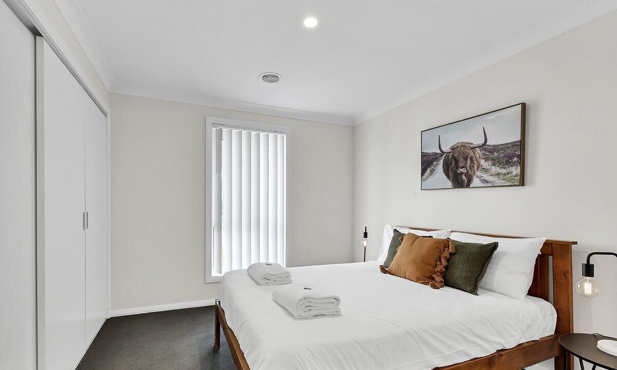 Photo of Bedroom in Orange
