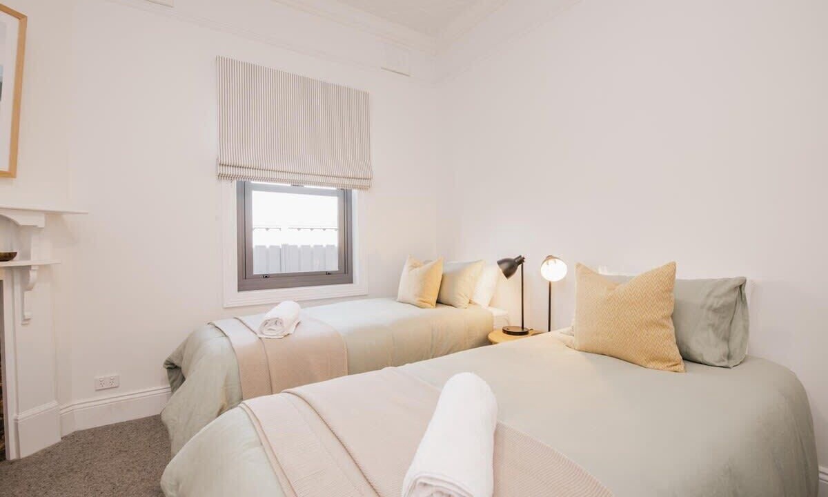 Photo of Bedroom in Orange