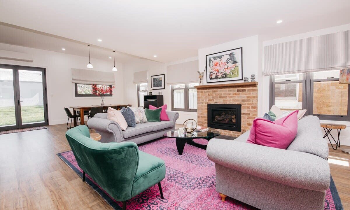 Photo of Livingroom in Orange