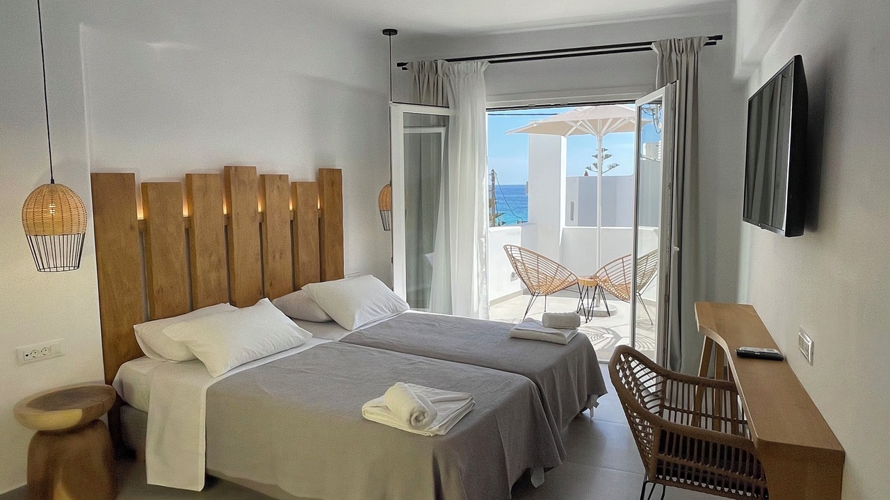 Photo of Bedroom in Platis Gialos