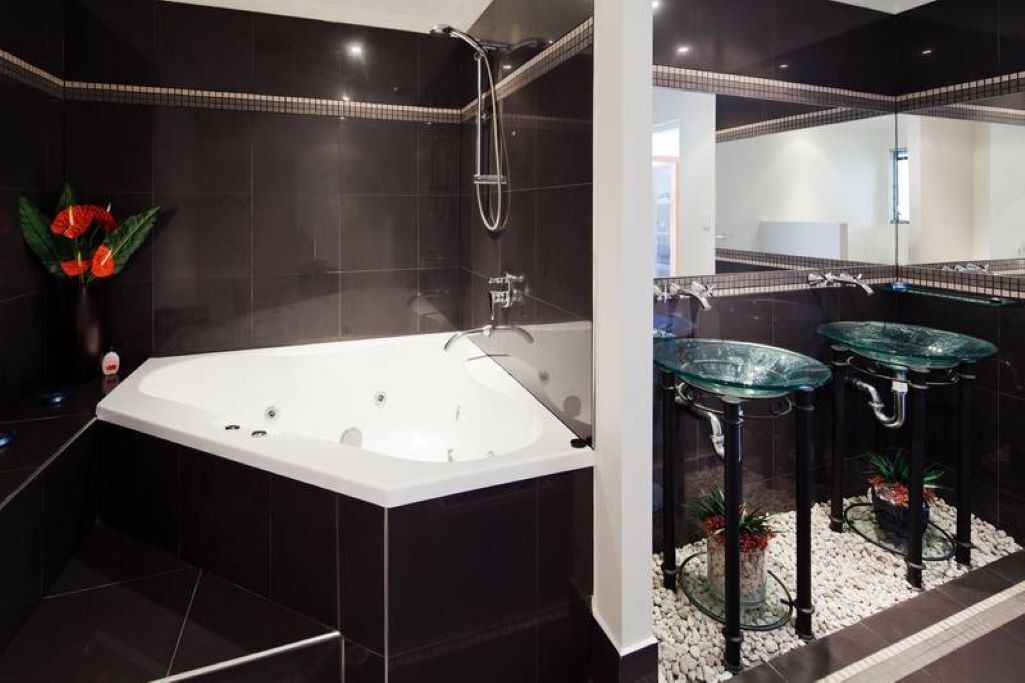 Photo of Bathroom in Buddina