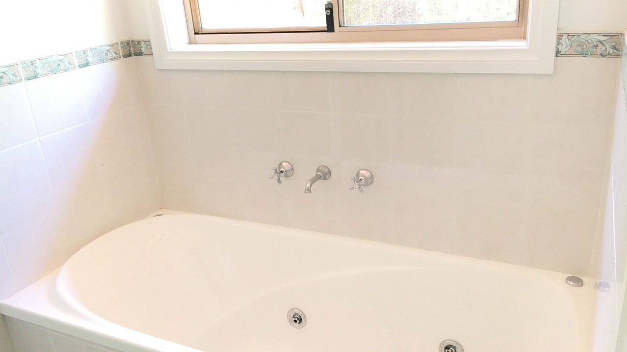 Photo of Bathroom in Lenswood