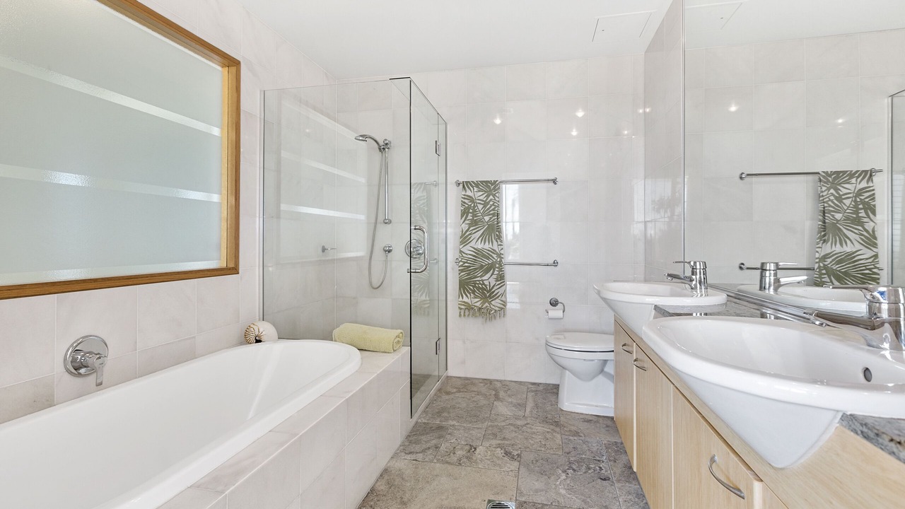Photo of Bathroom in Currumbin