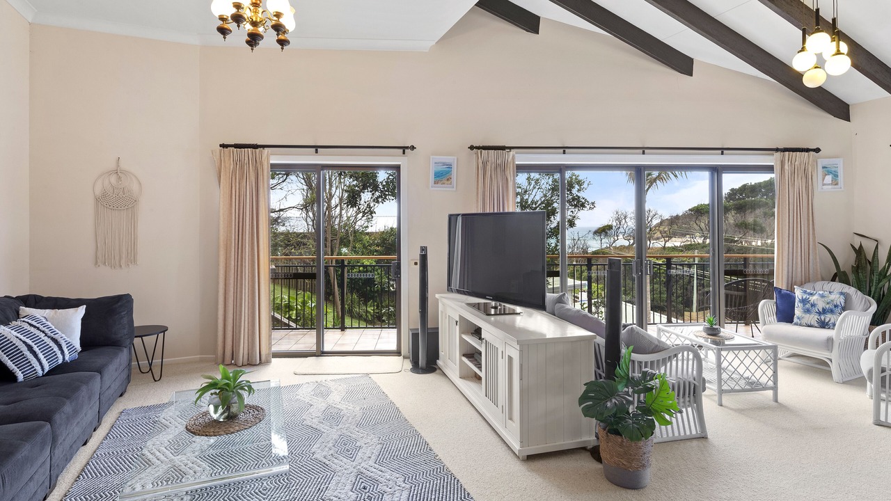 Photo of Livingroom in Scotts Head