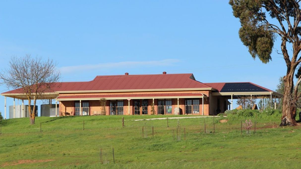 Photo of Outdoor in Emu Flat