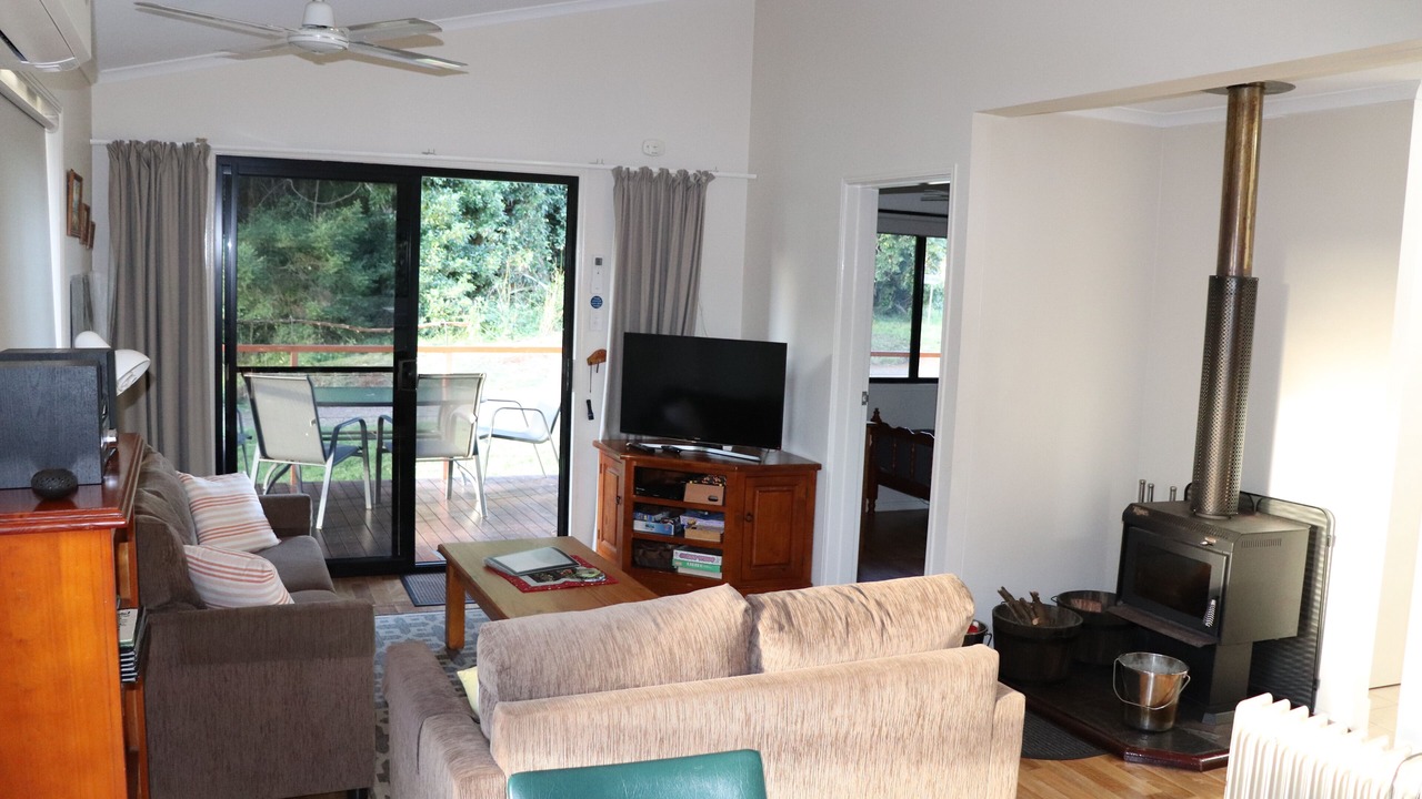 Photo of Livingroom in Bellthorpe
