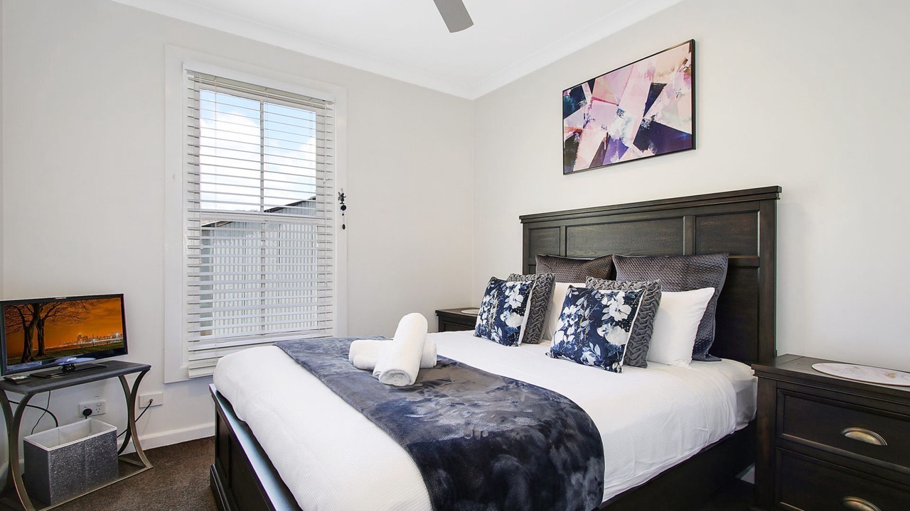 Photo of Bedroom in Wandiligong