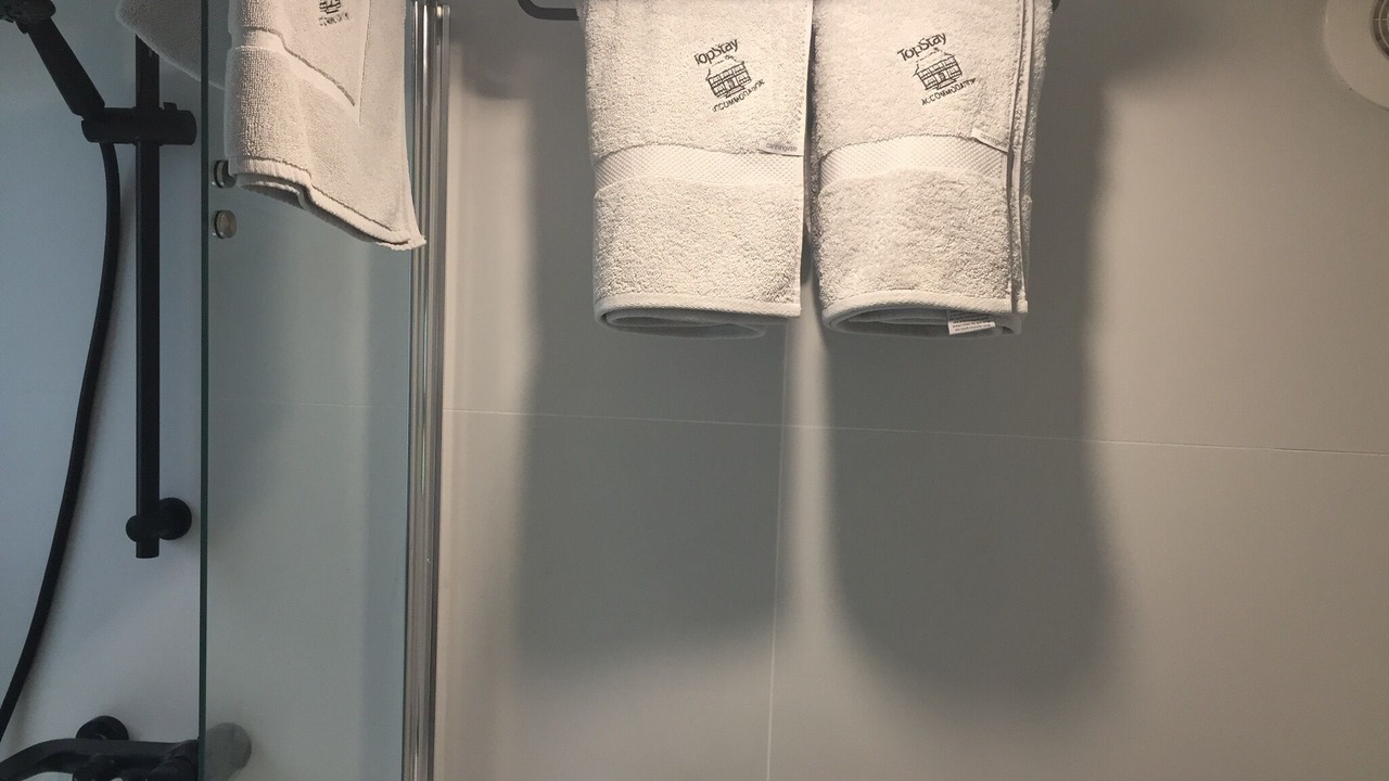 Photo of Bathroom in Stanwell Tops