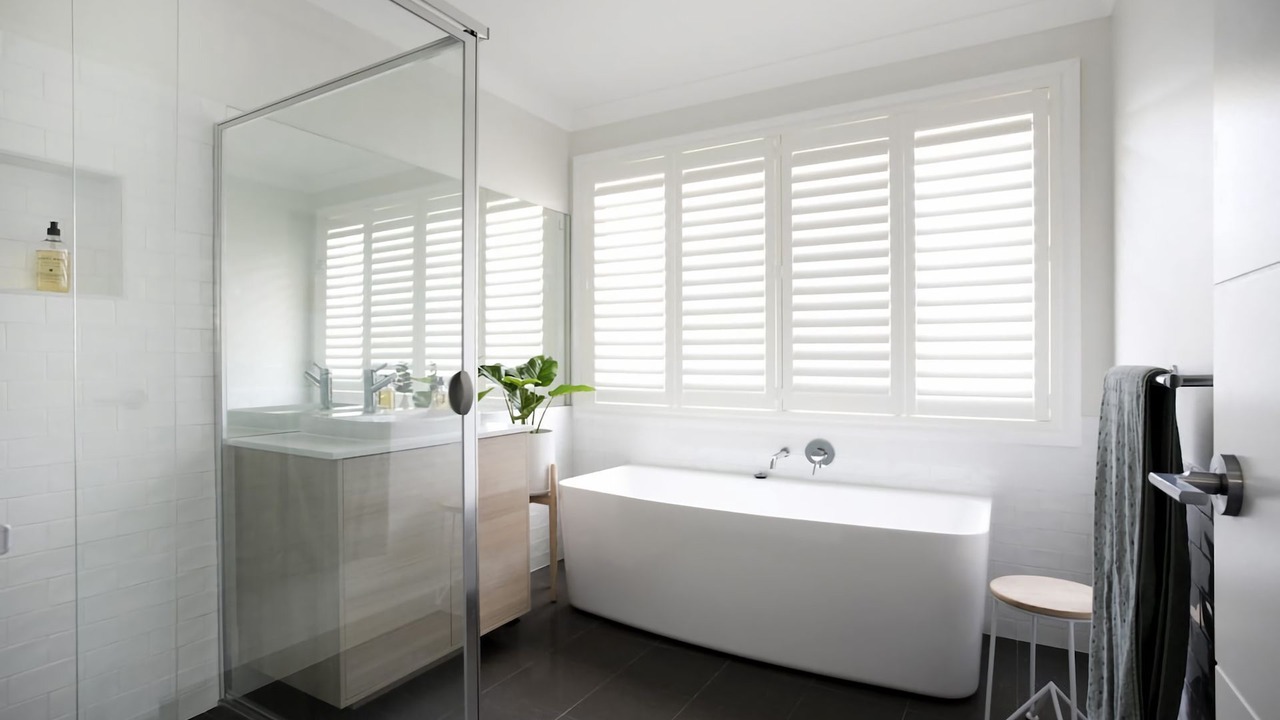 Photo of Bathroom in Narrawallee