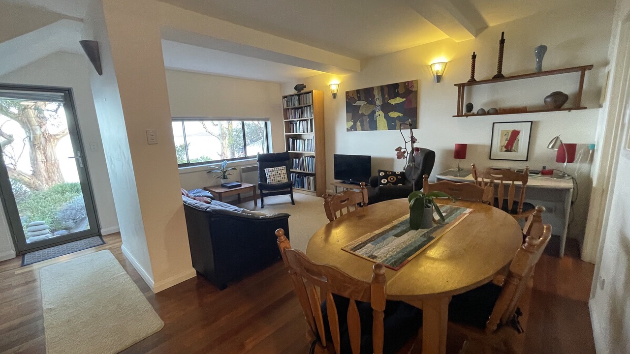 Photo of Livingroom in Taroona