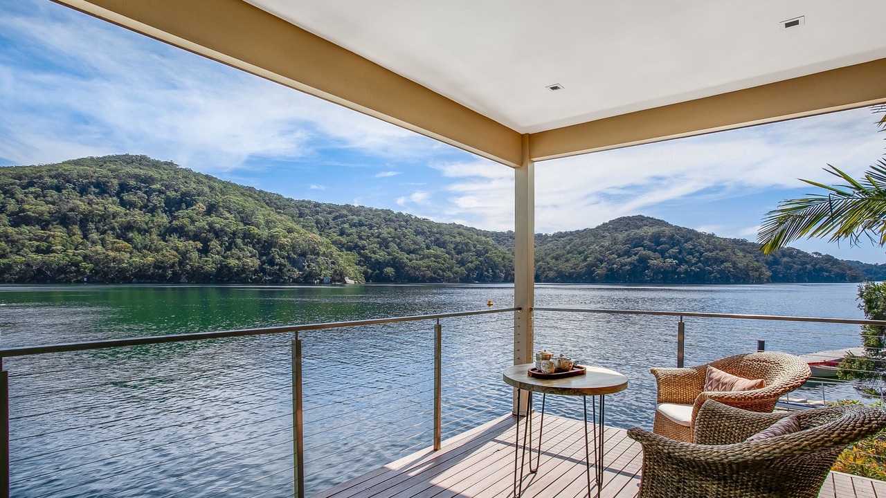 Photo of Patio Balcony in Cottage Point