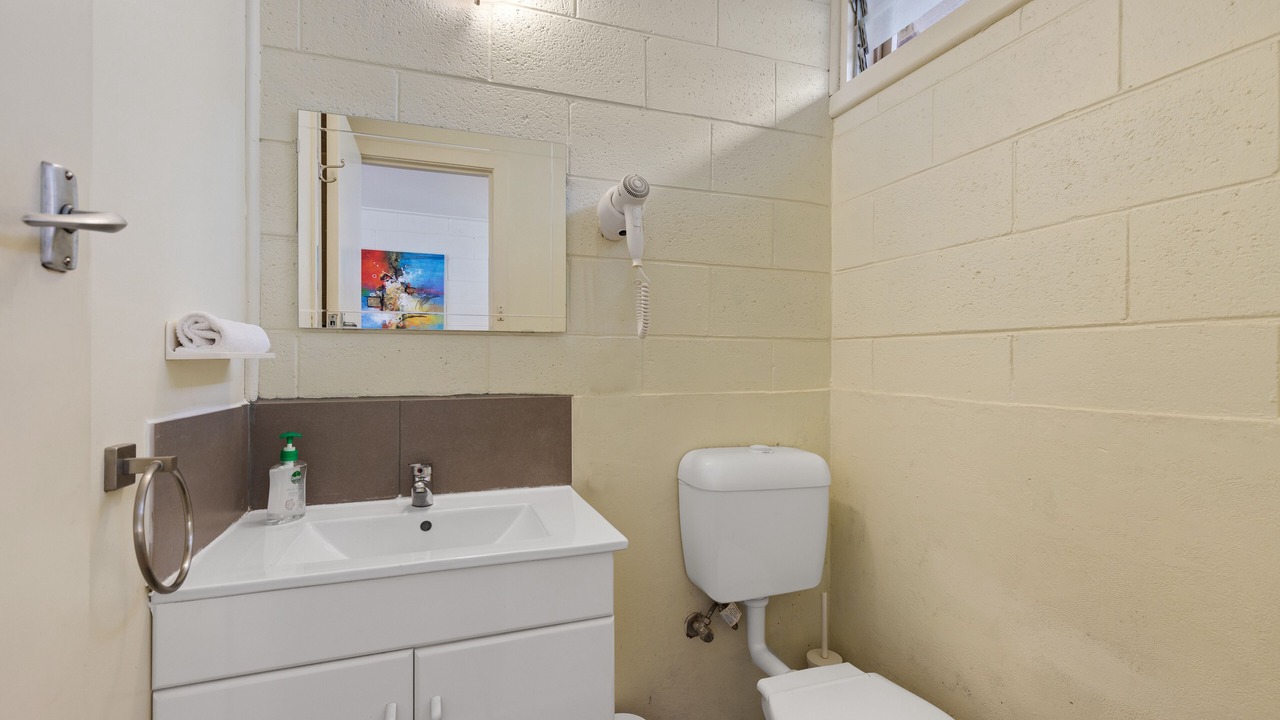 Photo of Bathroom in Strathmerton