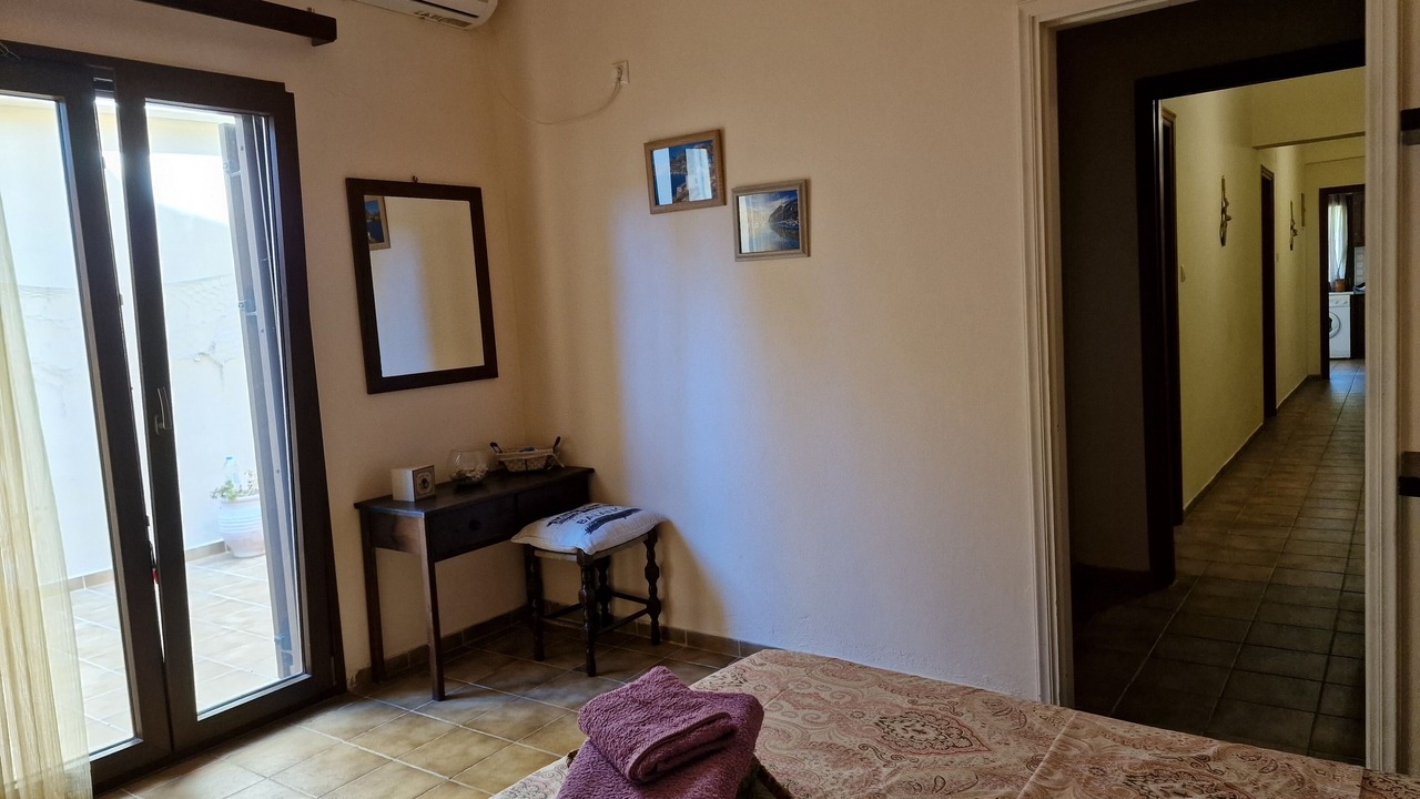 Photo of Bedroom in Mirties