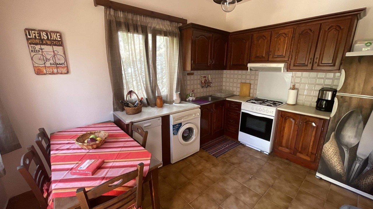 Photo of Kitchen in Mirties