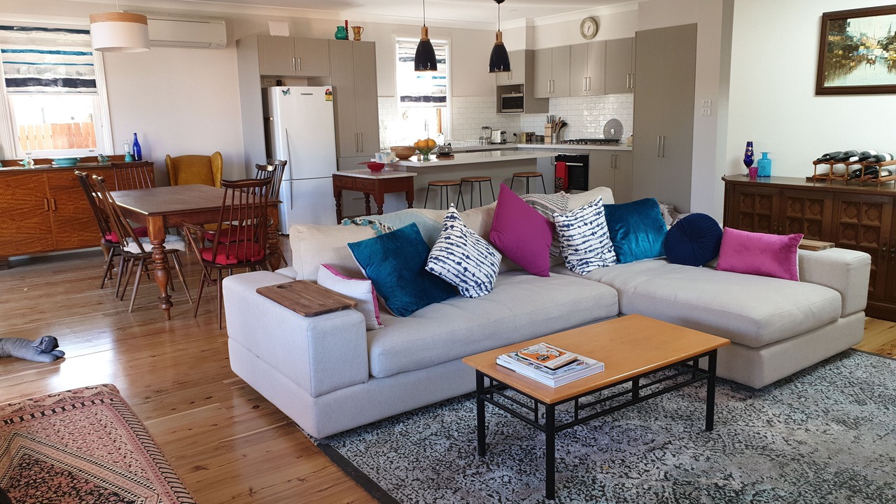 Photo of Livingroom in Orange