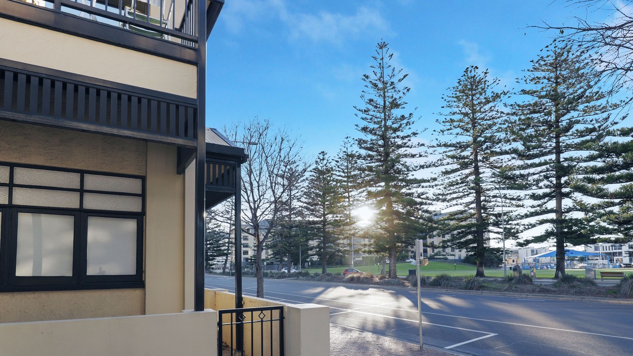 Photo of Outdoor in Glenelg