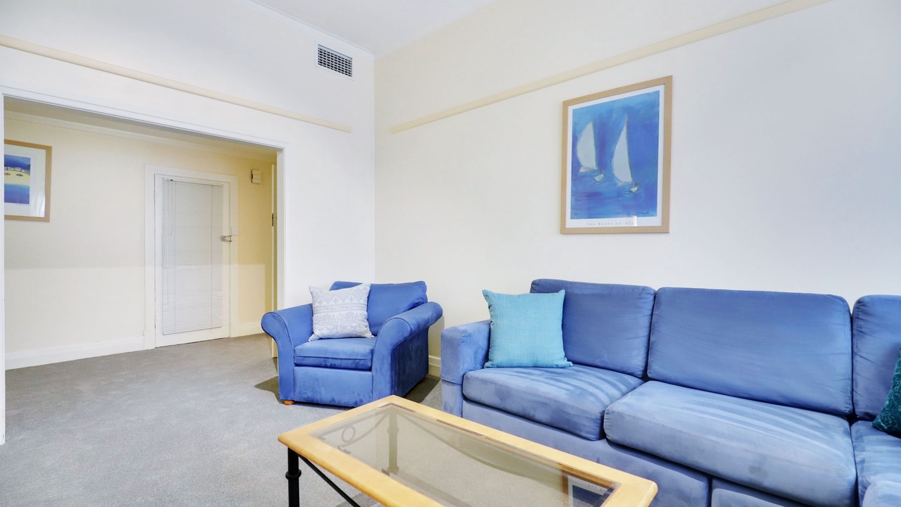 Photo of Livingroom in Glenelg