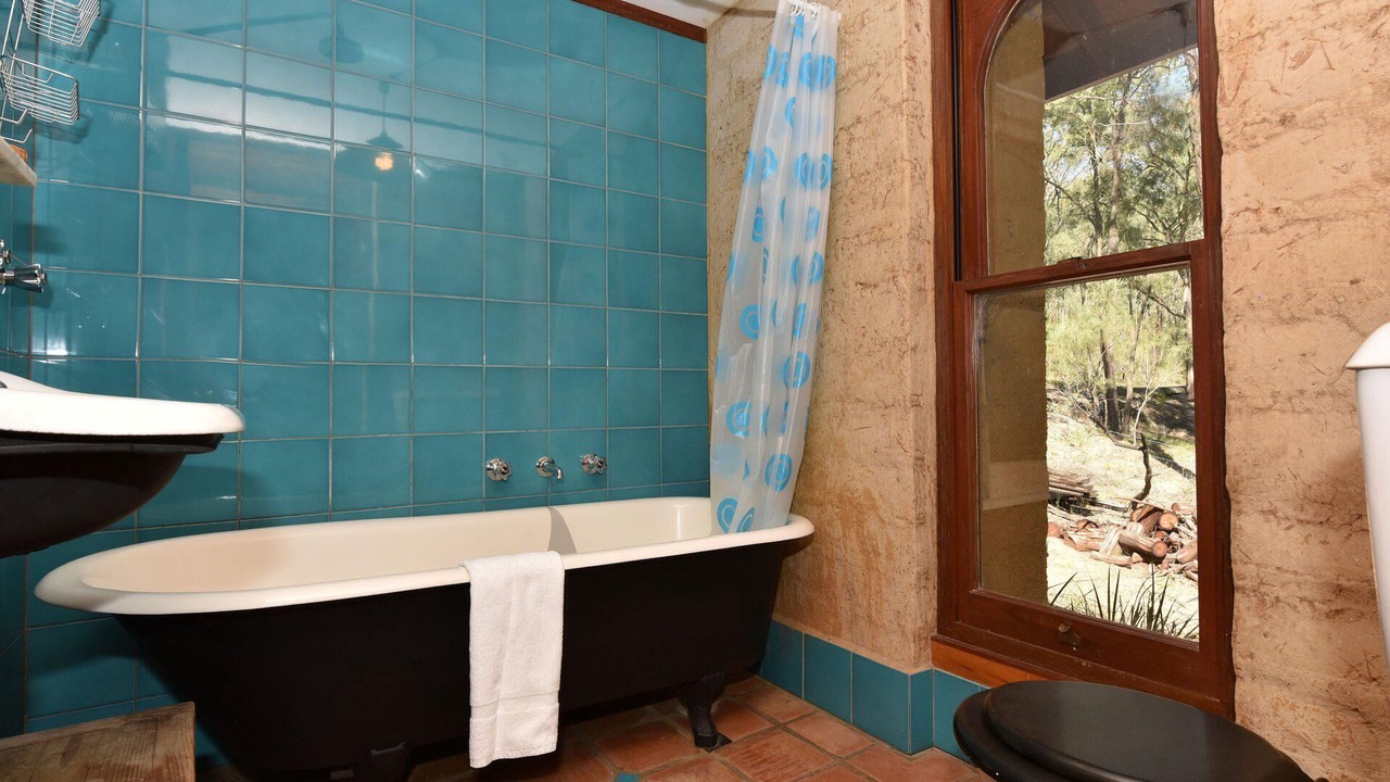 Photo of Bathroom in Broke
