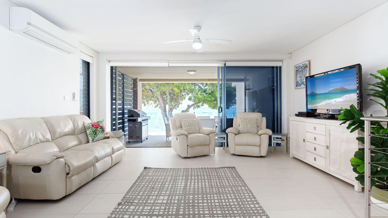 Photo of Livingroom in Salamander Bay