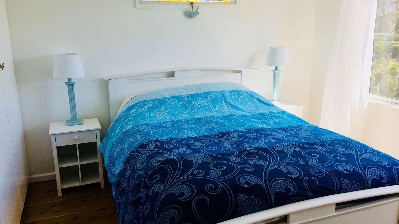 Photo of Bedroom in Denhams Beach