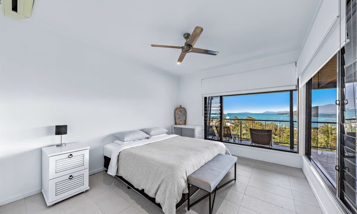 Photo of Bedroom in Airlie Beach