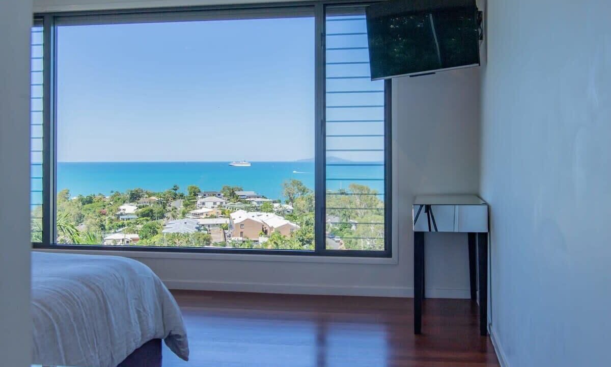 Photo of Bedroom in Airlie Beach