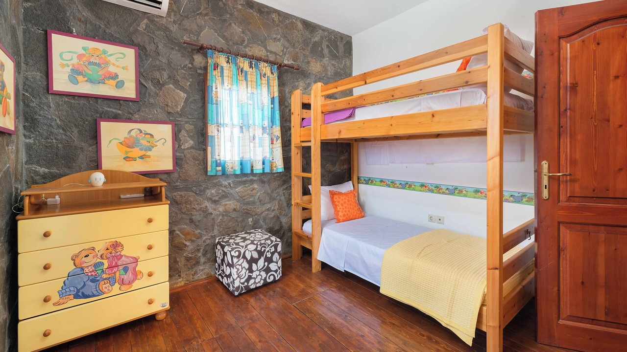 Photo of Bedroom in Gennadi