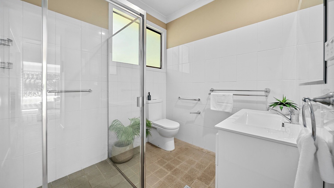 Photo of Bathroom in Wentworth Falls