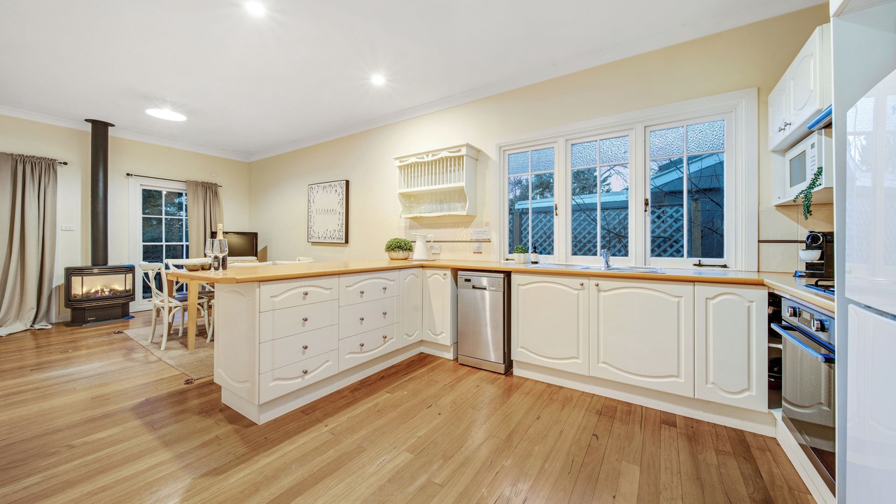 Photo of Kitchen in Wentworth Falls