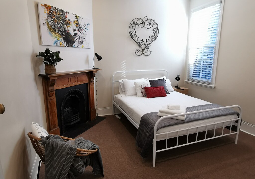 Photo of Bedroom in Alexandria
