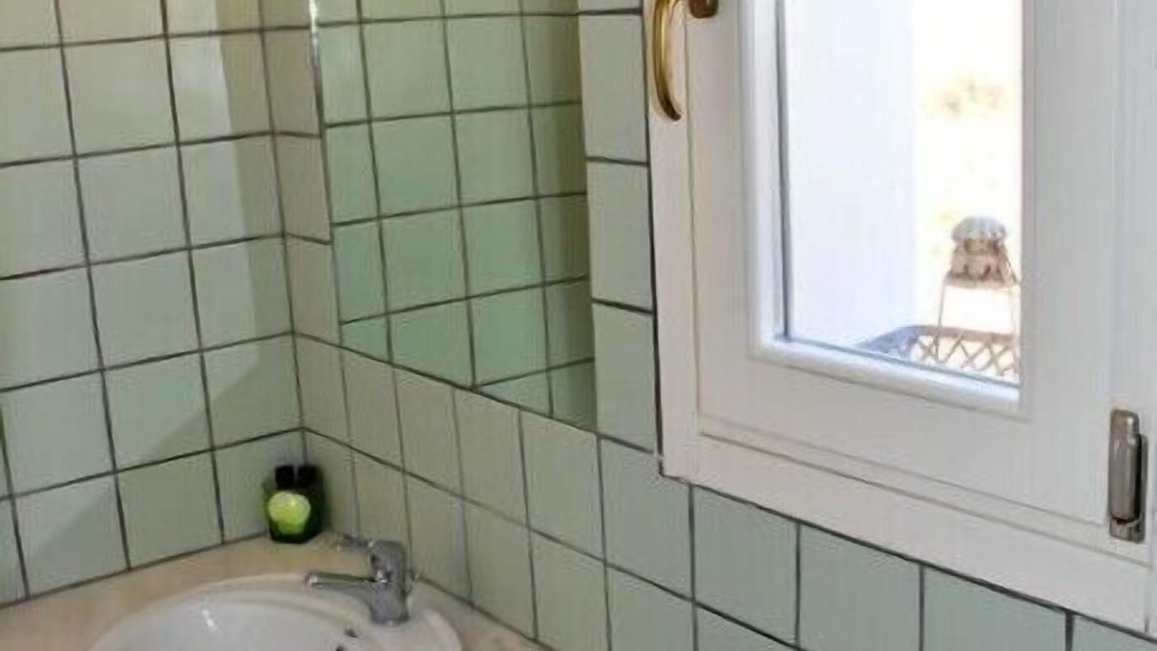 Photo of Bathroom in Ydrousa
